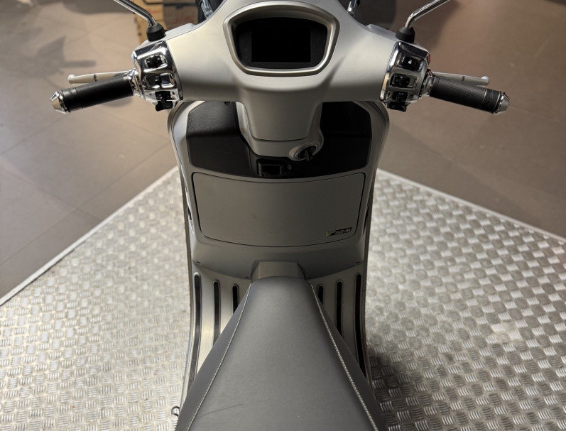 VESPA GTS 125 SUPERTECH 