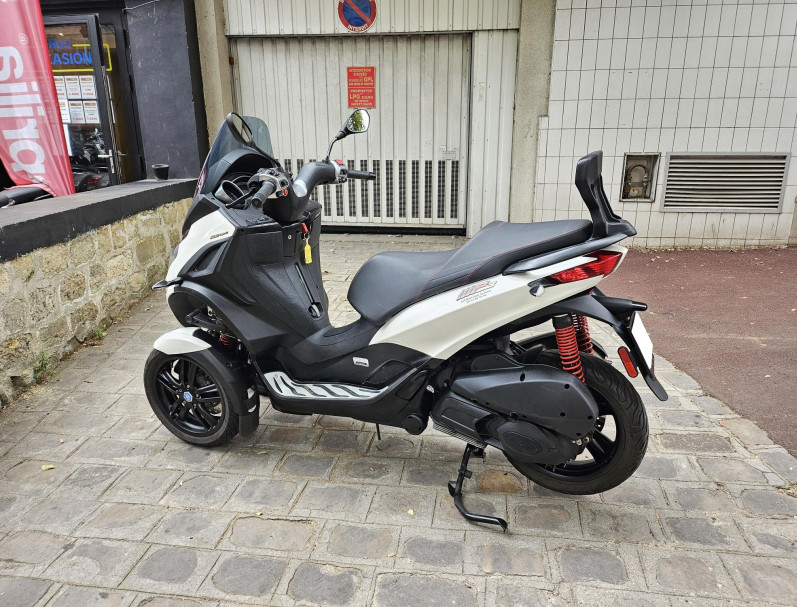 PIAGGIO MP3 300 LT