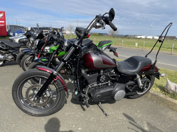 HARLEY-DAVIDSON DYNA STREET BOB 1690