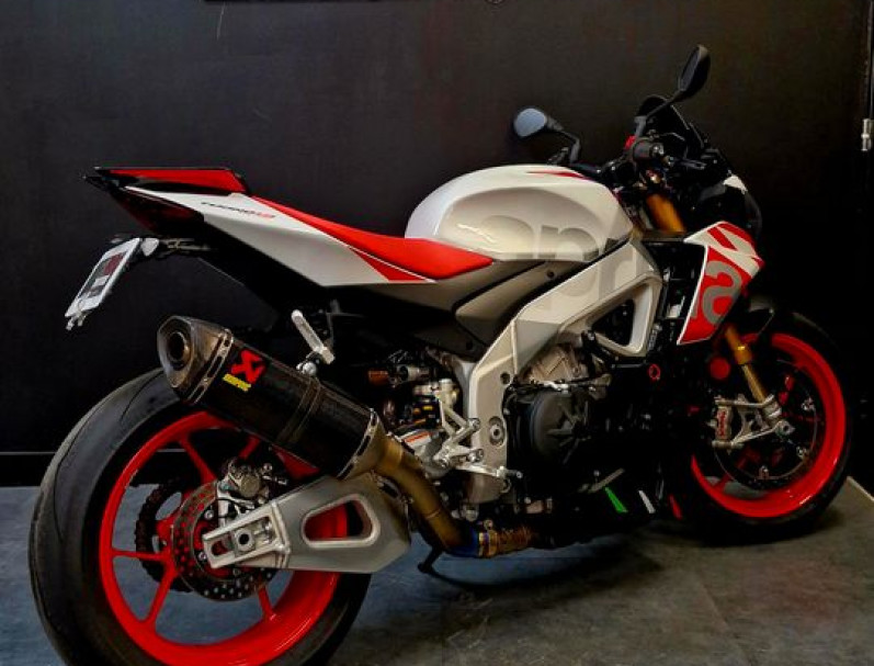 APRILIA TUONO 1100 V4 FACTORY