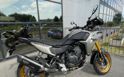 YAMAHA TENERE 700 SUPERMOTARD