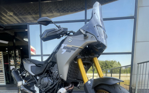 YAMAHA TENERE 700 SUPERMOTARD