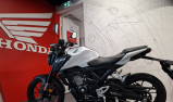 HONDA CB125R - 96€/MOIS*