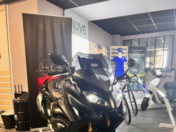 YAMAHA T-MAX 560 TECH MAX 