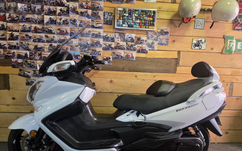 SUZUKI BURGMAN 650 EXECUTIVE GARANTIE 1AN