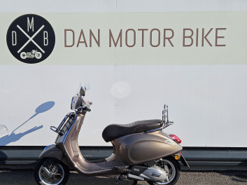 VESPA  125  Primavera conduisible permis auto