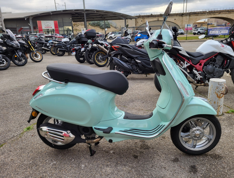 VESPA PRIMAVERA 50 VERDE