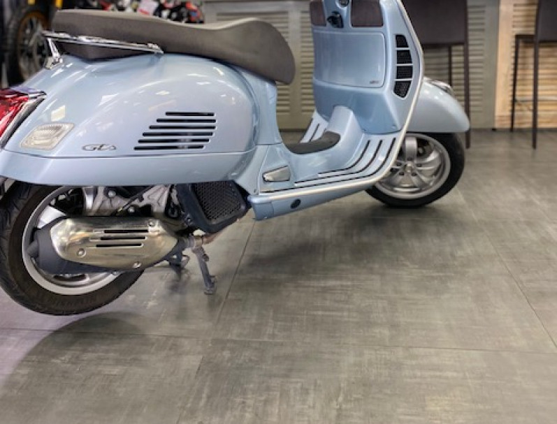 VESPA GTS 125IE SUPER