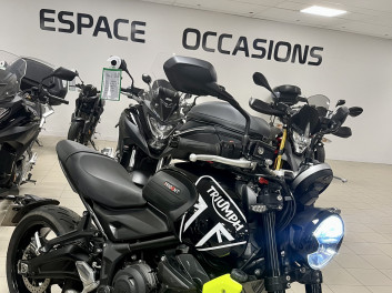 TRIUMPH TRIDENT 660