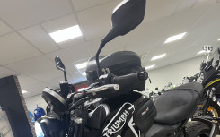 TRIUMPH TRIDENT 660