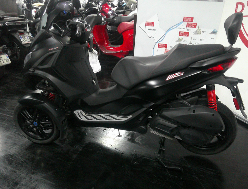 PIAGGIO MP3 300 HPE 2022 13400KM