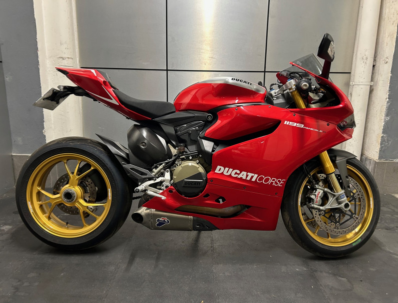 DUCATI PANIGALE 1199 R