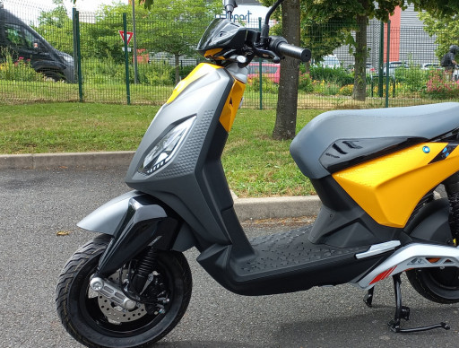 PIAGGIO 1 ACTIVE