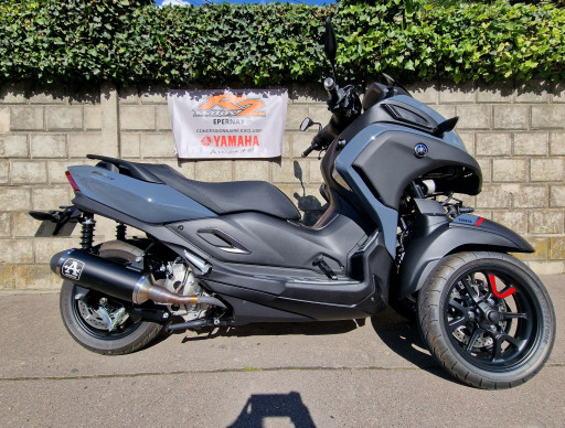 YAMAHA TRICITY 300