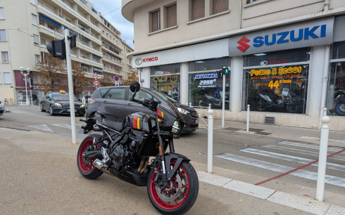 SUZUKI GSX-8TT
