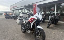 MOTO MORINI X-CAPE 650 ABS JANTES A RAYONS COLORIS BLANC