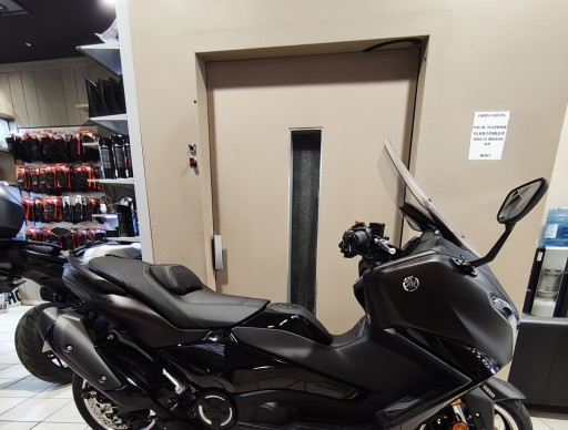 YAMAHA XP T-MAX 560 TECH MAX