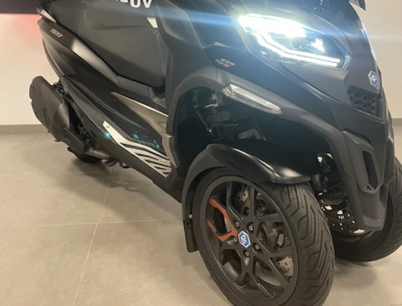 PIAGGIO MP3 530 HPE EXCLUSIVE