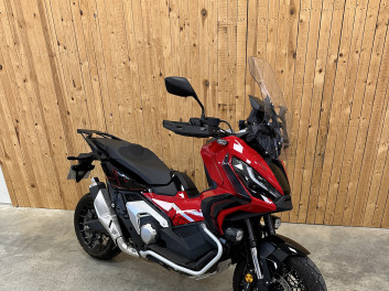 HONDA X-ADV 750