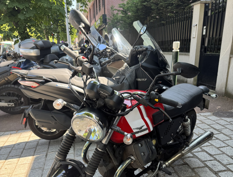 MOTO GUZZI V7 II SPECIAL
