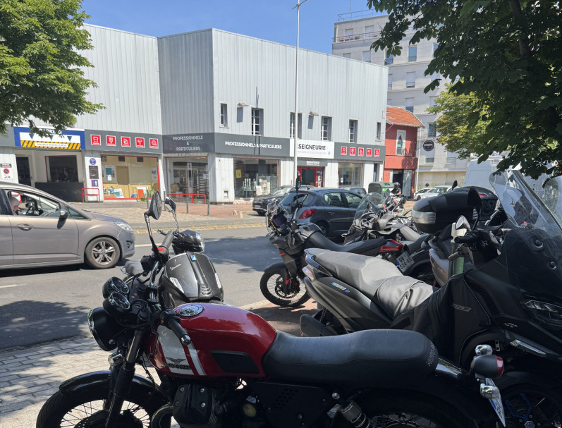 MOTO GUZZI V7 II SPECIAL