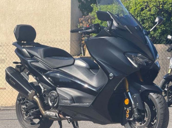 YAMAHA XP T-MAX 560 TECH MAX