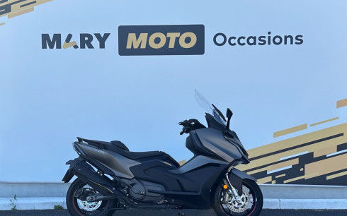 KYMCO AK 550