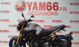 YAMAHA MT-09 SP - 1er main.