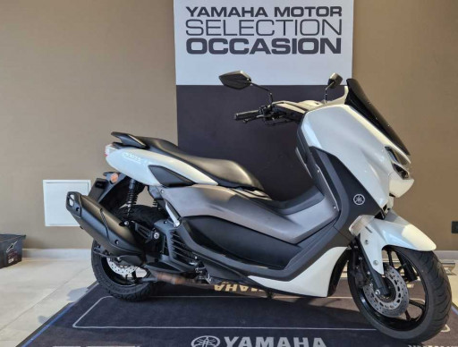 YAMAHA NMAX 125