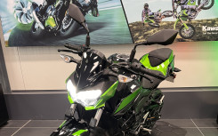 KAWASAKI Z400