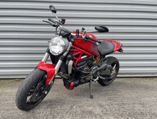 DUCATI MONSTER 1200
