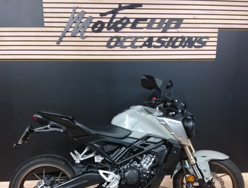 CB 125 R