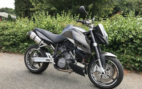 KTM 990 SUPER DUKE