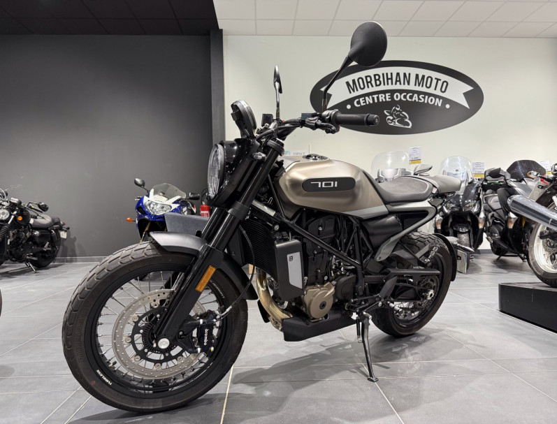 HUSQVARNA SVARTPILEN 701 / Garantie 