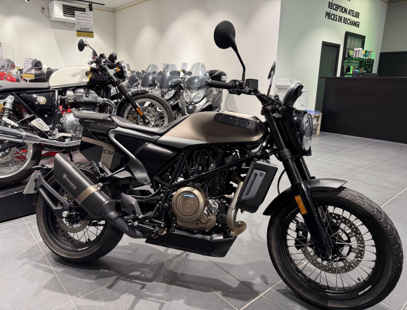 HUSQVARNA SVARTPILEN 701 / Garantie 