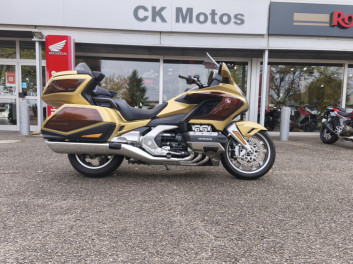 HONDA GOLDWING TOURING DCT 50 EME ANNIVERSAIRE COLORIS OR / BRUN / GRIS