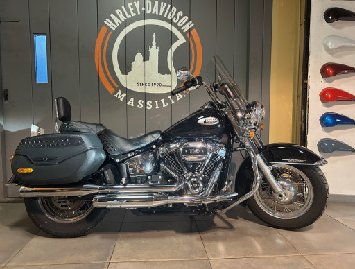 HARLEY-DAVIDSON SOFTAIL HERITAGE 1868 CLASSIC