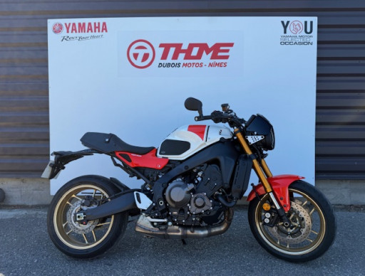 YAMAHA XSR 900 