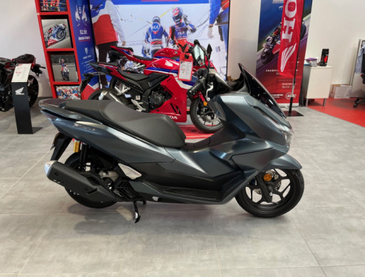 HONDA PCX 125 DX 2025 500KMS