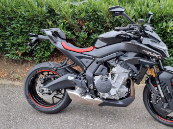 CF MOTO 675 NK MOTORS 54