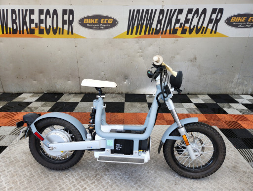 SCOOTER MAKKA FLEX ACCIDENTE POUR GARAGE OU EXPORT (REF 61167)