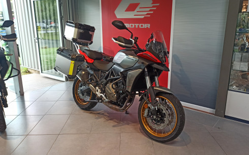 QJ MOTOR SRT 700 X TOURING