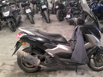 YAMAHA NMAX 125 ACCIDENTE RSV N°21427