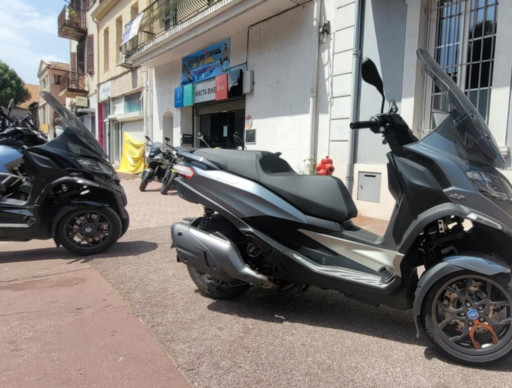PIAGGIO MP3 530 HPE EXCLUSIVE