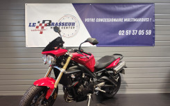 TRIUMPH STREET TRIPLE 675