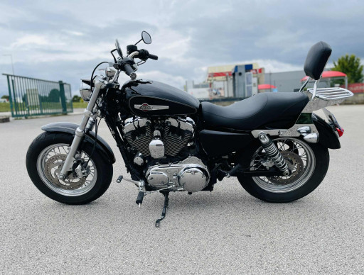 HARLEY-DAVIDSON SPORTSTER 1200