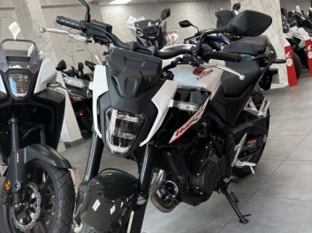 HONDA CB500 HORNET ABS 2025