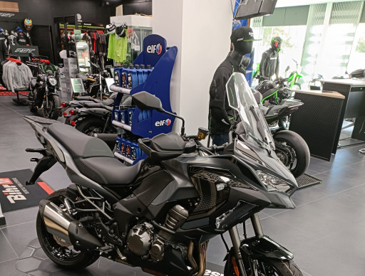 KAWASAKI VERSYS 1000 SE NEUF O KMS 2024  (suspension electronique )  GARANTIE 4ANS..