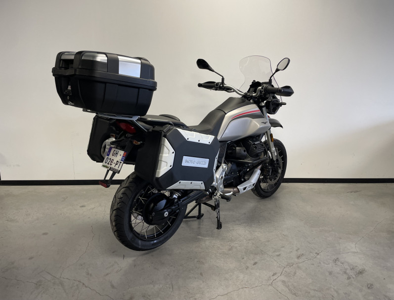 MOTO GUZZI V85 TT TRAVEL