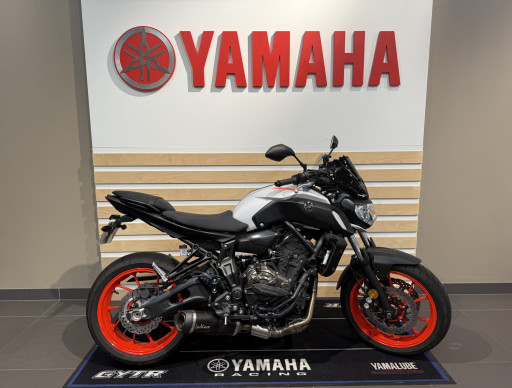 YAMAHA MT-07 (47.5CV)